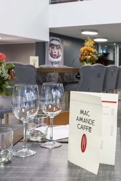 Mac Amande Caffé_92400 COURBEVOIE_9 Mac Amande Caffé_92400 COURBEVOIE_9